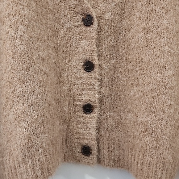 Demylee Cardigan - Picture 5 of 10